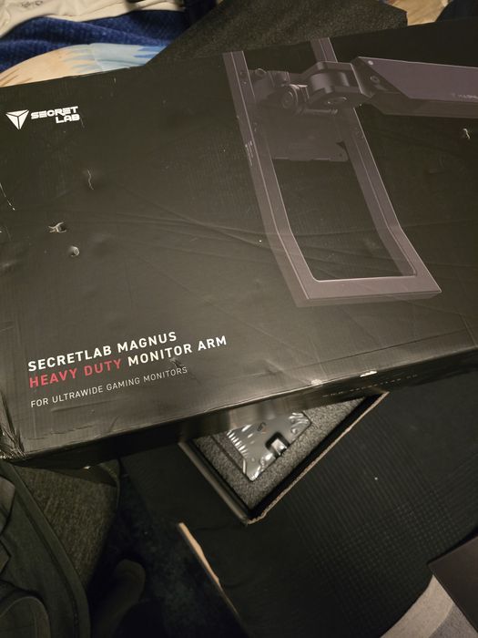 Secretlab Magnus Heavy Duty monitor arm