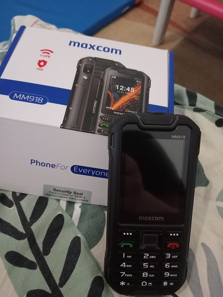 Telefon pancerny Maxcom MM918