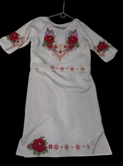 Вишите  Плаття Розмір S-M