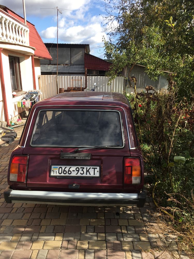 ВАЗ 2104  автомобіль  в хорошому стані