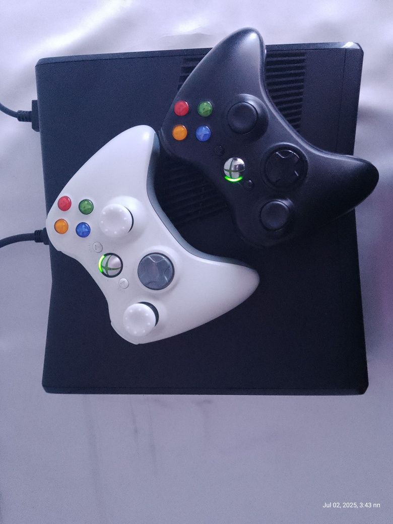 Xbox 360 aurora 520gb
