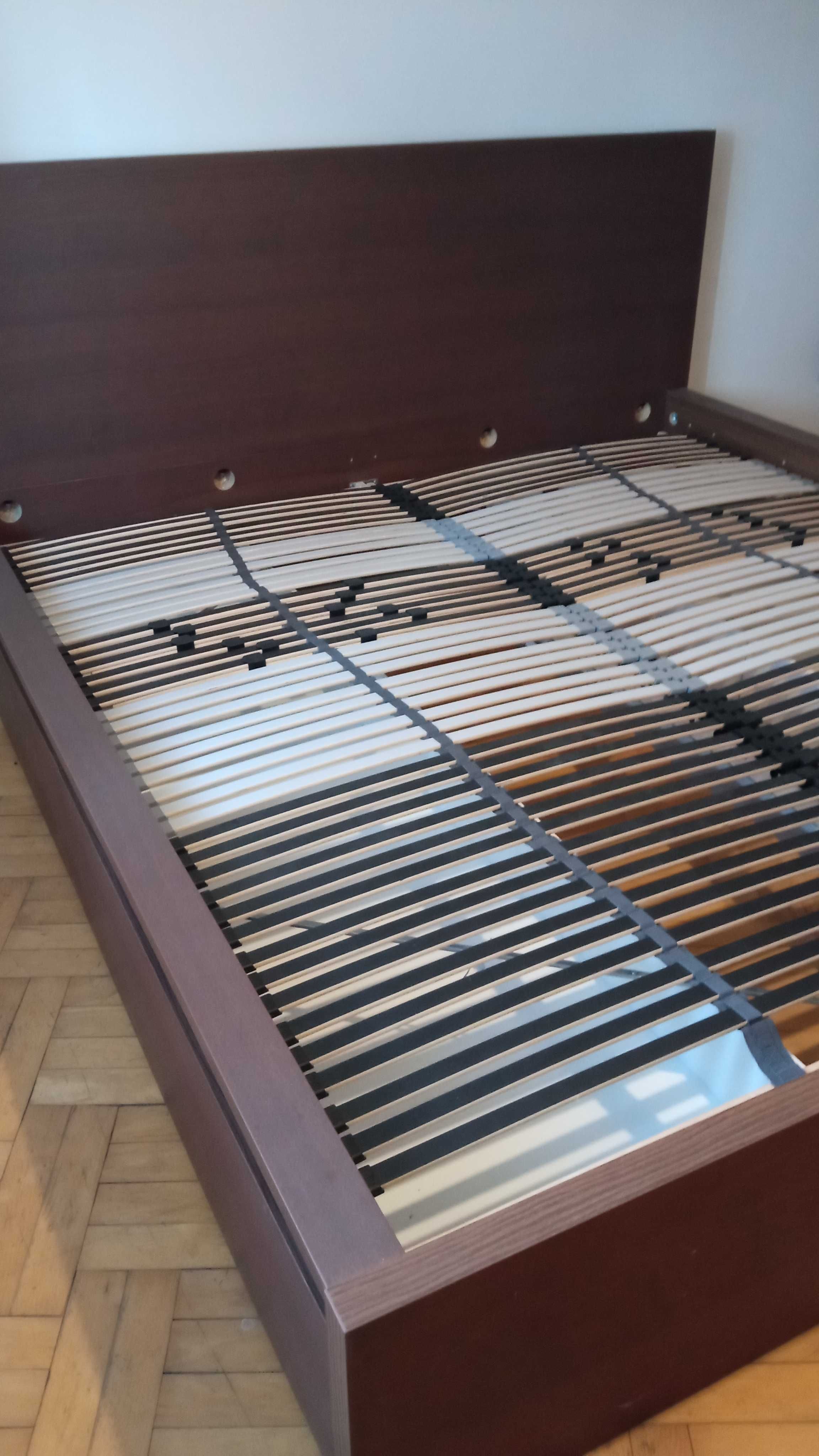 Łóżko MALM 180x200, z 4 pojemnikami i 2 szafkami