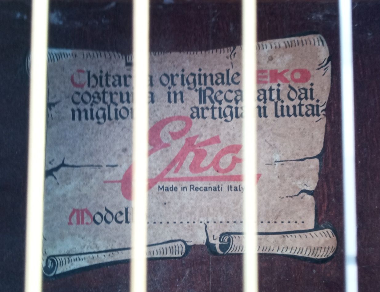 Guitarra/Viola Eko Ranger feita em Itália anos 70