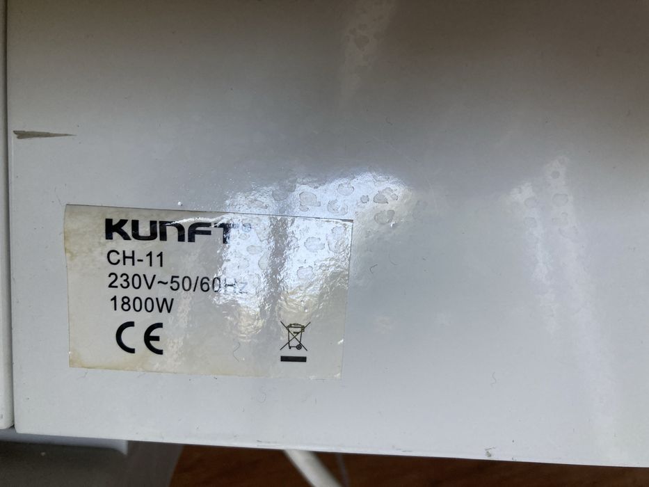 Aquecedor eletrico Kunft que dá para pendurar