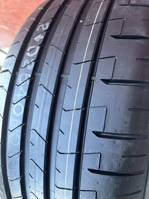 225/40/18 R18 Pirelli P Zero PZ4 літо 1 шт