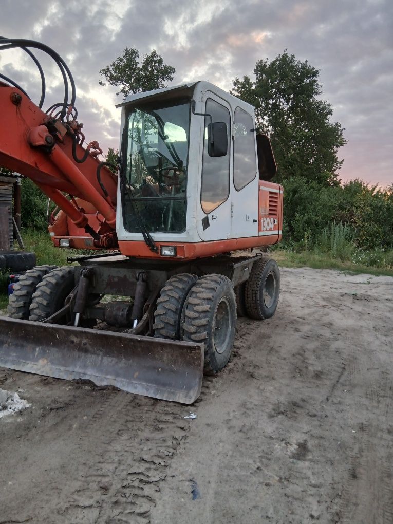 Продам екскаватор