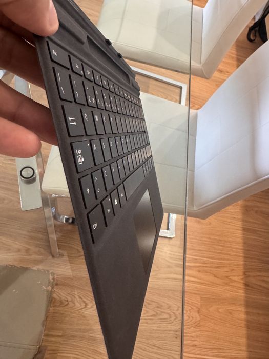 Teclado Surface - Avariado para pecas ou compor