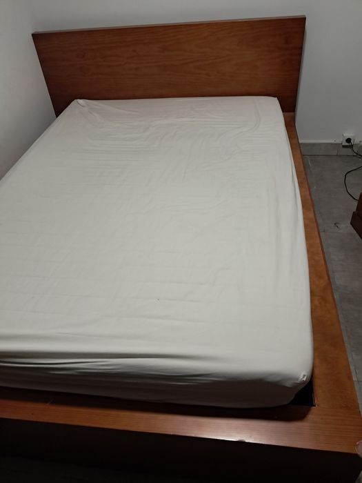 Cama casal madeira