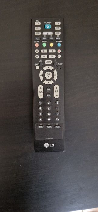 LG 42PC3RA TV  (42")