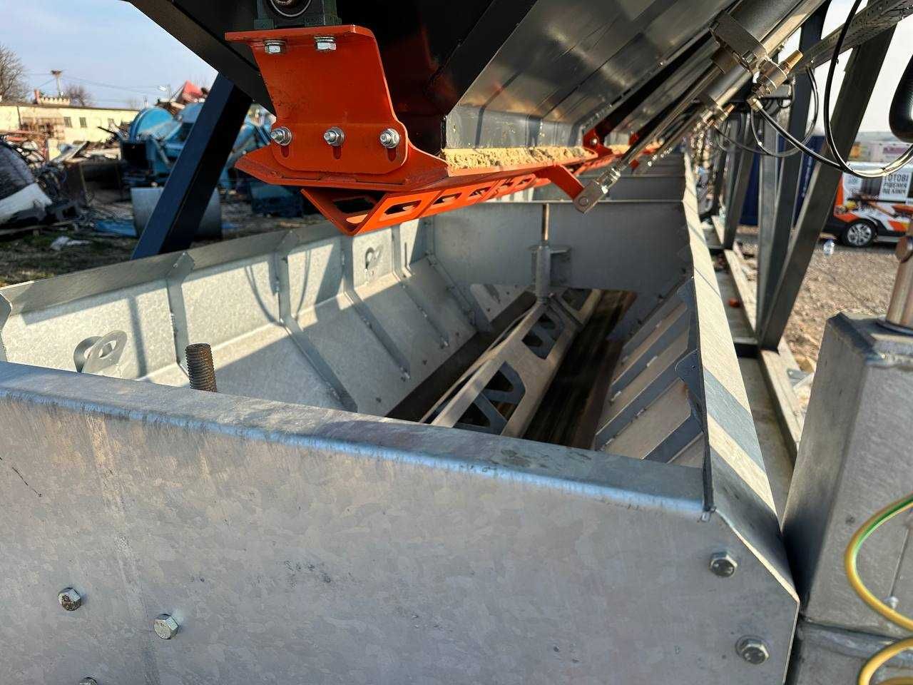 Bbunkier 60 m³ do wytwórni betonu z 3 przegrodami, ocynkowany