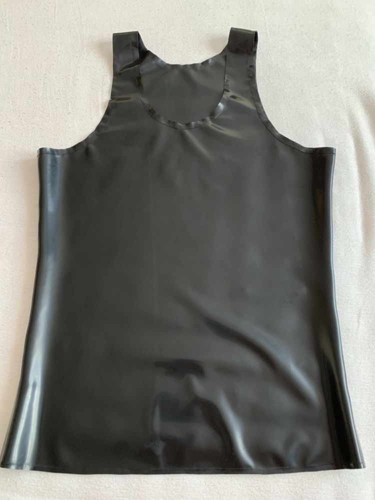 Podkoszulek top meski latex lateks