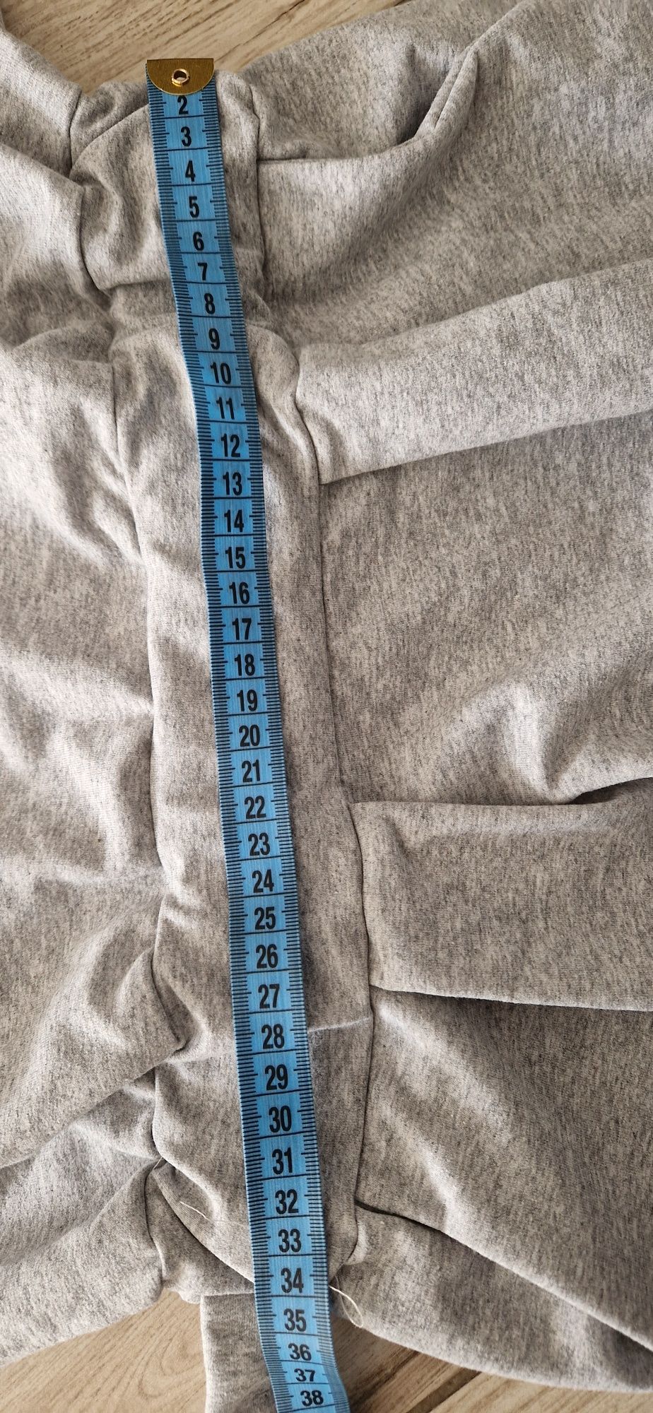 Sukienka dresowa szara oversize basic 36 S La Vie