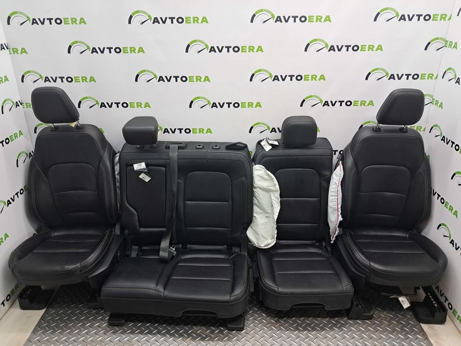 Комплект сидений кожа FORD ESCAPE MK4 20- LJ6Z7864417DF