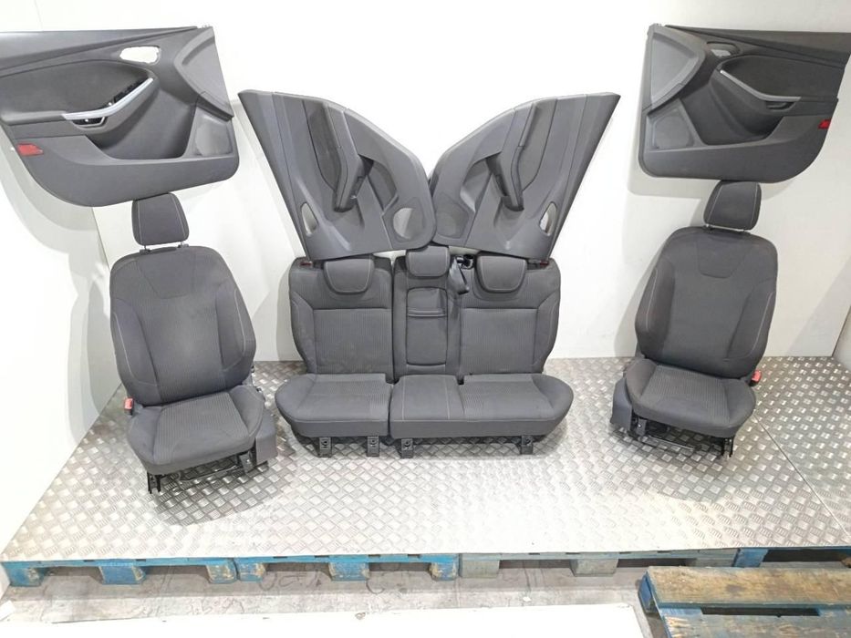 CONJUNTO COMPLETO DE BANCOS FORD FOCUS BERLINA CB8