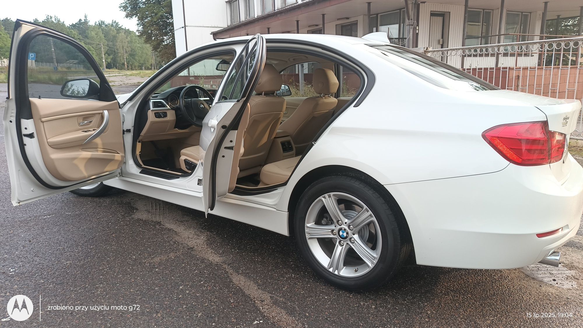 BMW *F30//155tyś//2.0B//2015R**Biała**AuToMat