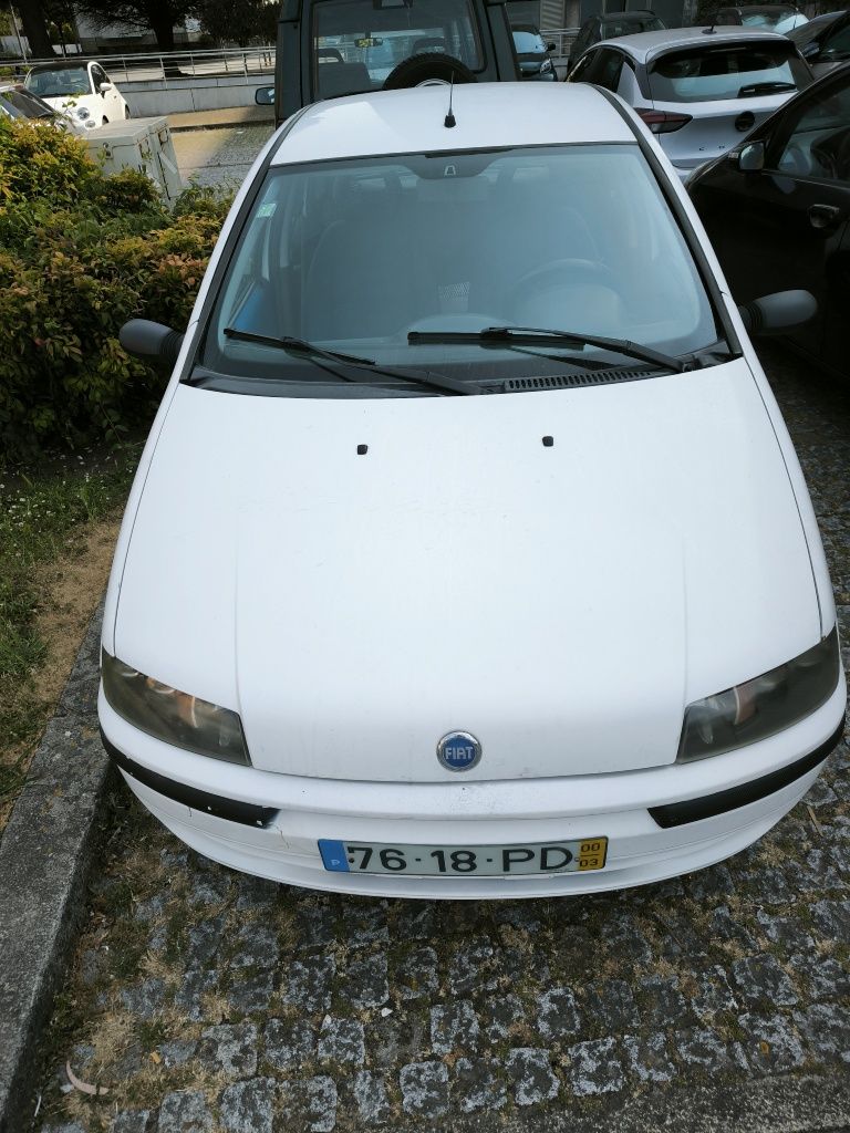 Fiat Punto 1.2 2000 Gasolina