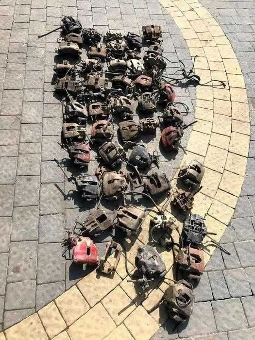 Супорт правий лівий передній задній марки авто в описі