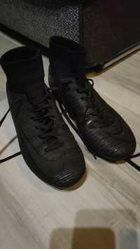 Nike Mercurial r. 40,5