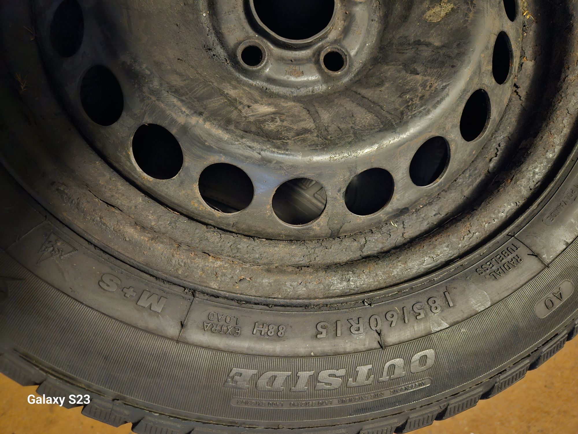 5×100 6J ET29 opony 185/60R15 Dunlop komplet