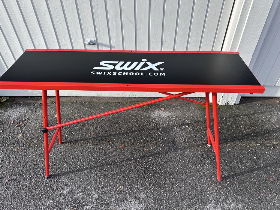 Swix stol serwisowy narciarski