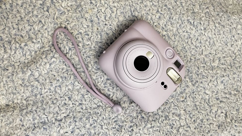Фотокамера, фотоапарат Instax 12 mini