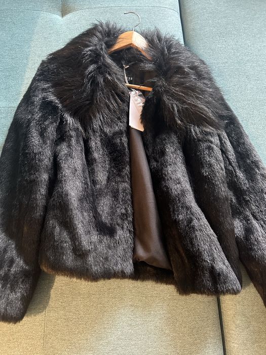 Шуба шубка коротка штучна шуба