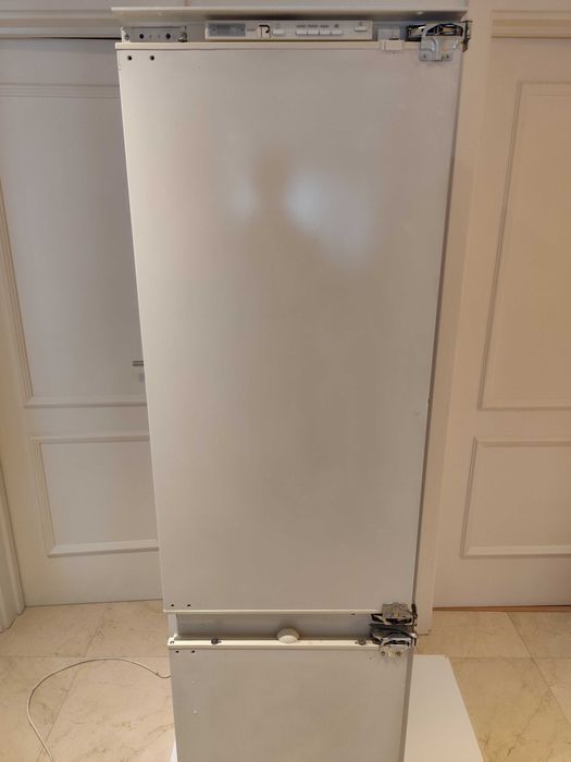 Frigorífico de encastrar Siemens KI30E440IE