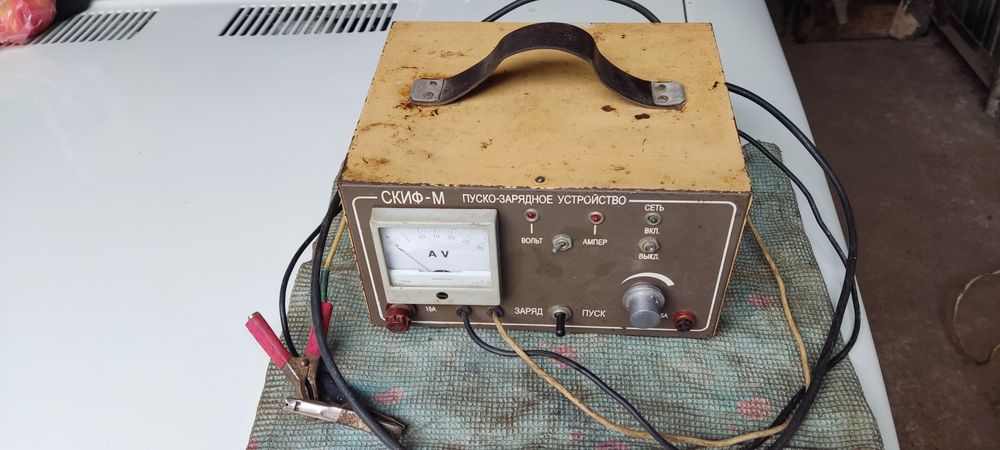 Продам заряднопусковое  устройство