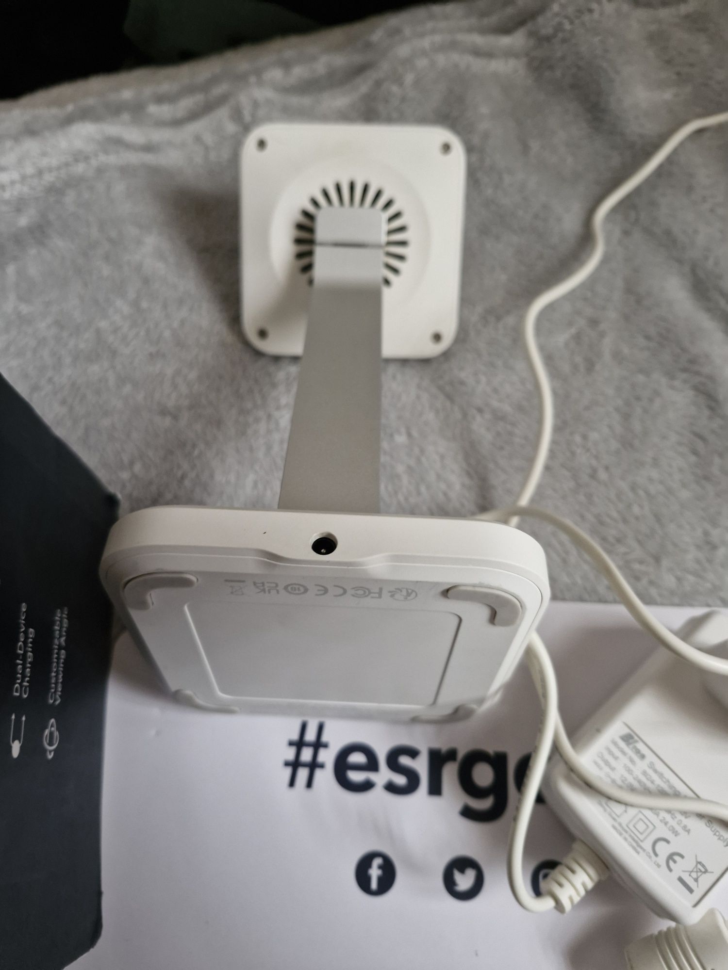 Esr 2-in-1 Watch Wireless Charging Set ladowarka