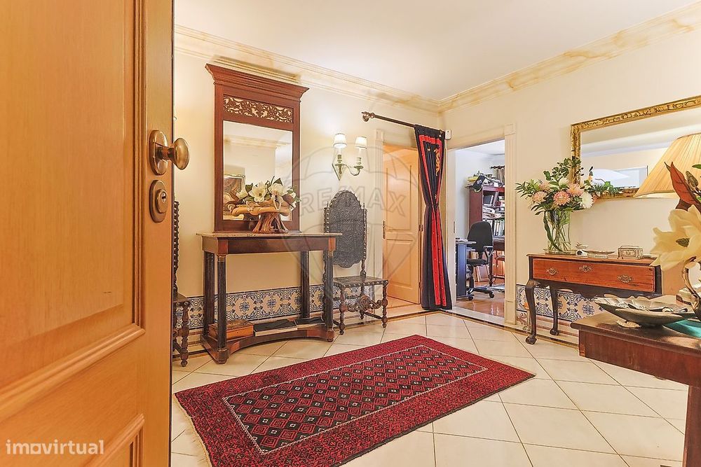 Apartamento T5 para venda