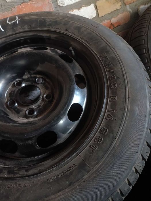 Продам нову запаску на Фольксваген гольф 4.