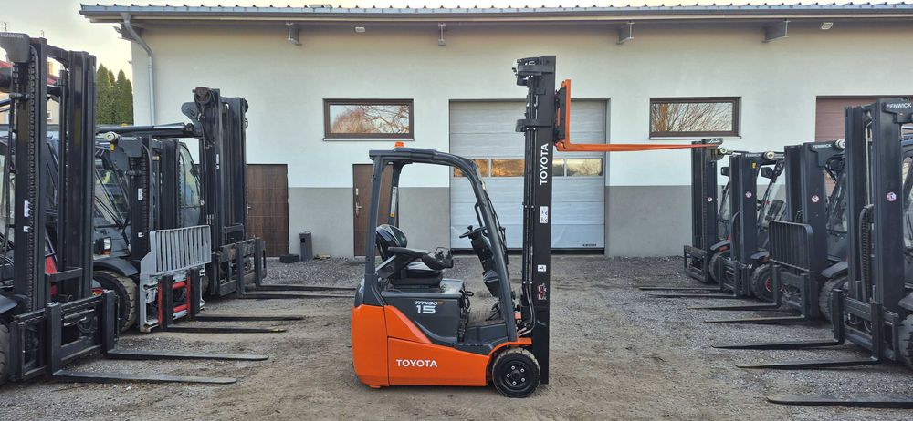 Elektryczna TOYOTA 8FBET15 - Triplex 6.50 m - 8500 mth - Stan BDB.