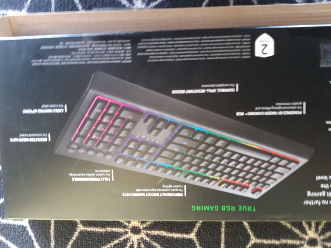 Klawiatura Razer Cynosa V 2  Jak Nowa