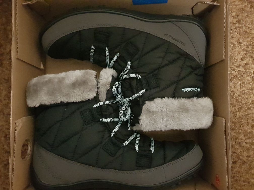 Columbia Youth Minx Shorty Omni-Heat Waterproof 38,39.