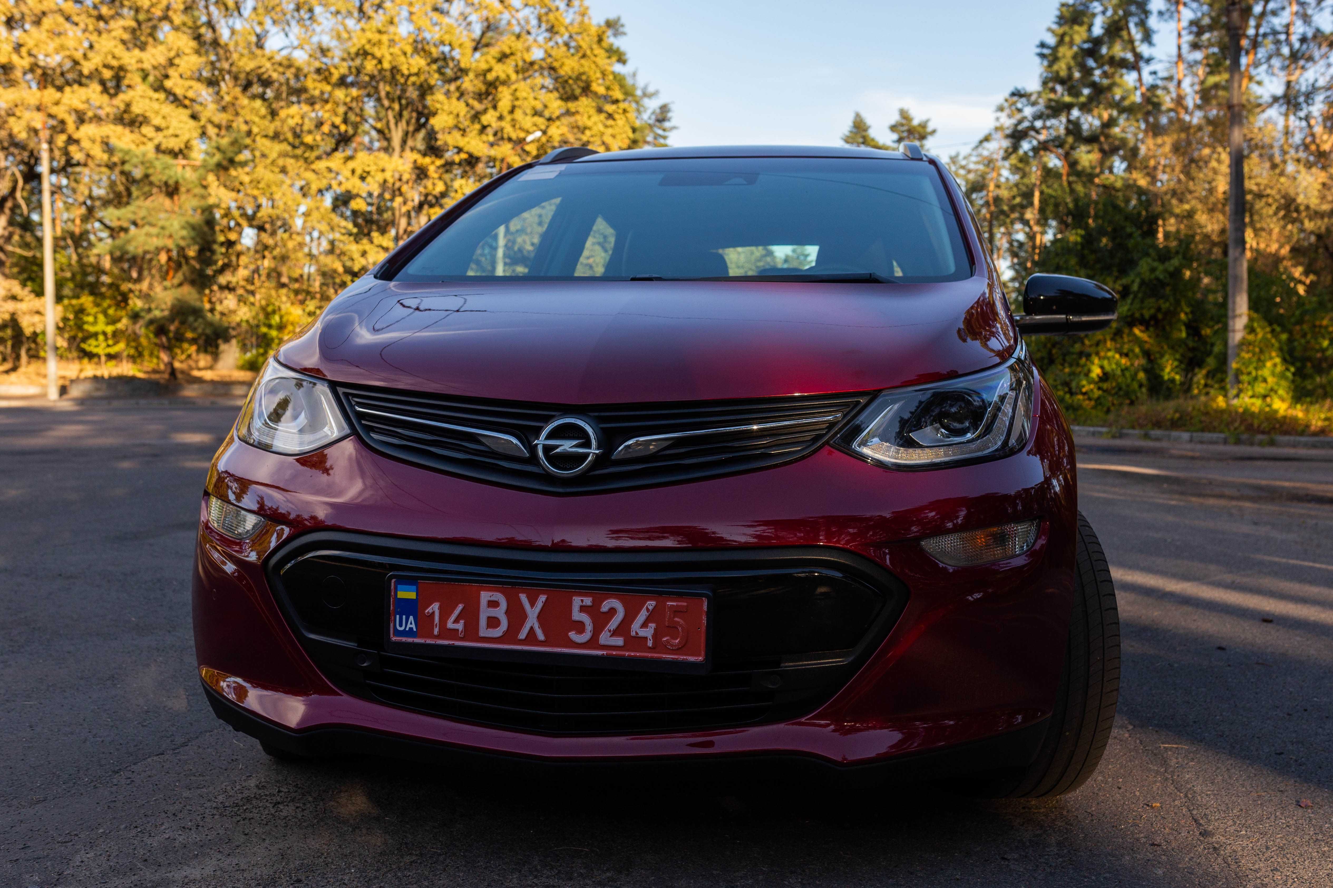 Opel Ampera-e 2019 рік