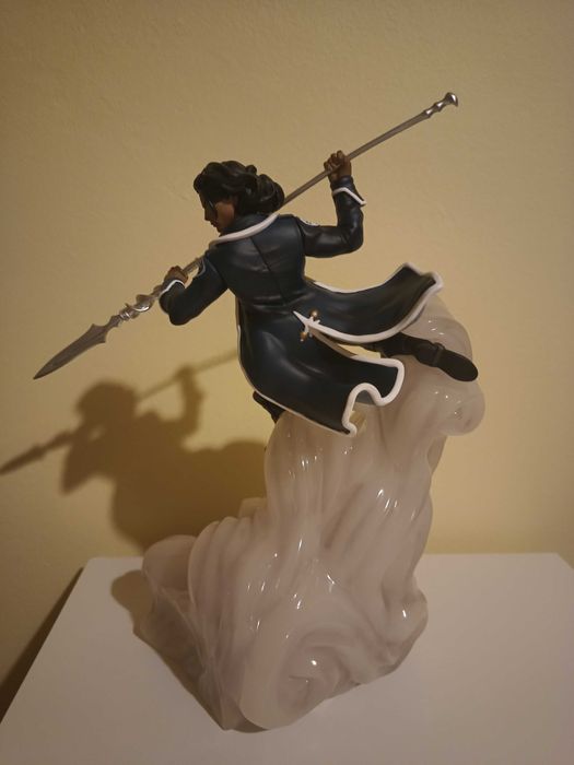 Statua Clashing Storms Brandon Sanderson Archiwum Burzowego Światła