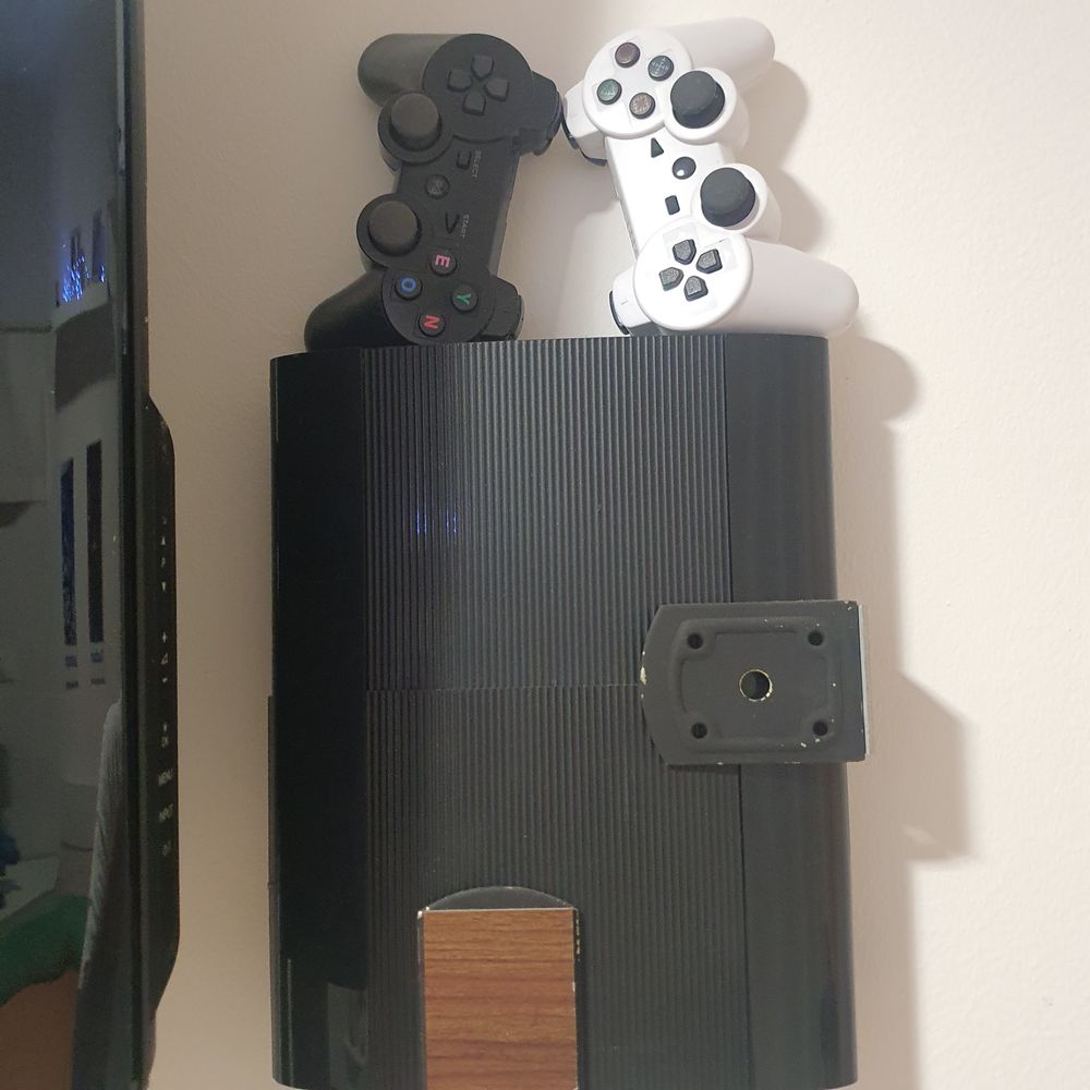 Playstaion 3 com centenas de jogos instalados