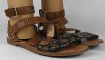 Używane sandały Guess Cevie Grommet roz. 37