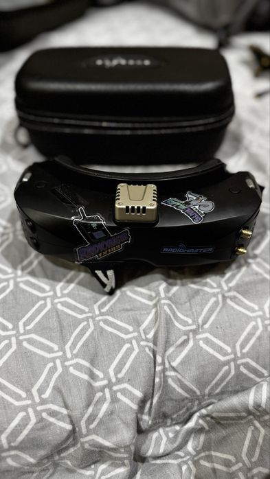 FPV окуляри Skyzone SKY04X pro.