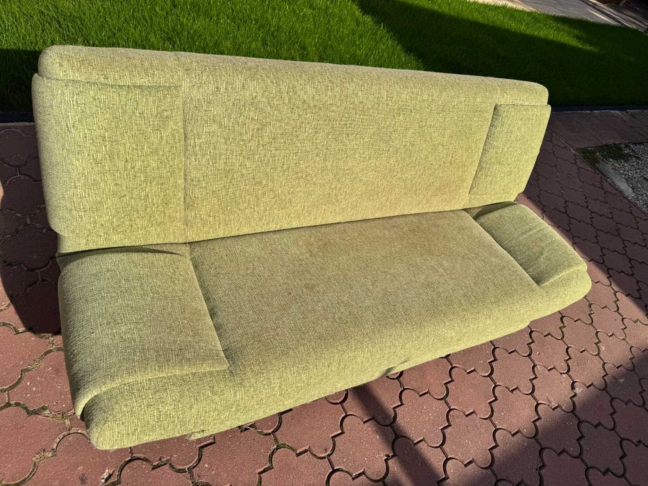 wypoczynek kanapa rozkładana sofa łózko wersalka tapczan spanie