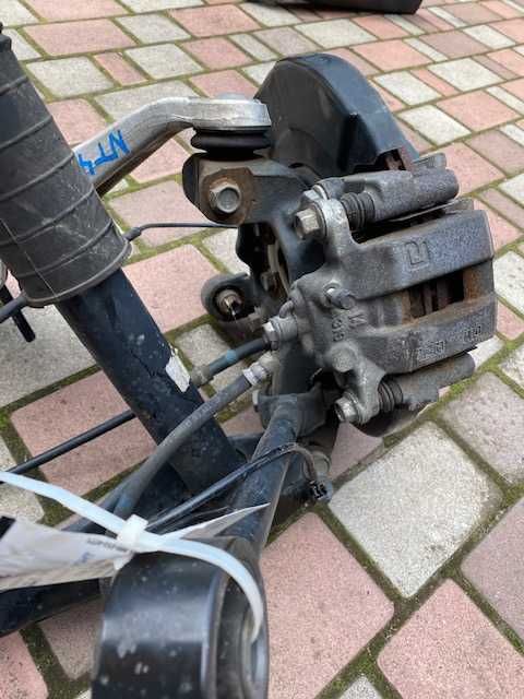 бампер задний  NISSAN PATHFINDER R52