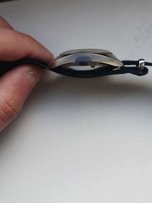 Relógio Witt - Corda Manual - Caixa em Aço - 35mm