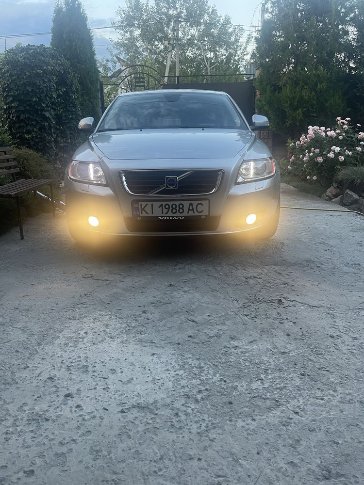 Volvo v50 продажа авто