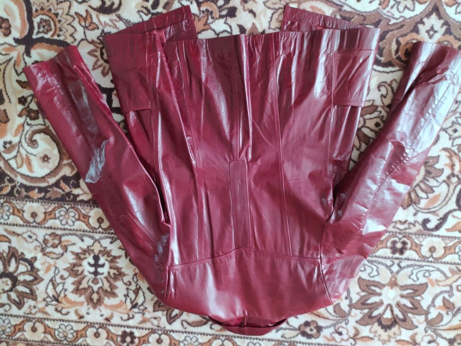 Кожаный пиджак новый