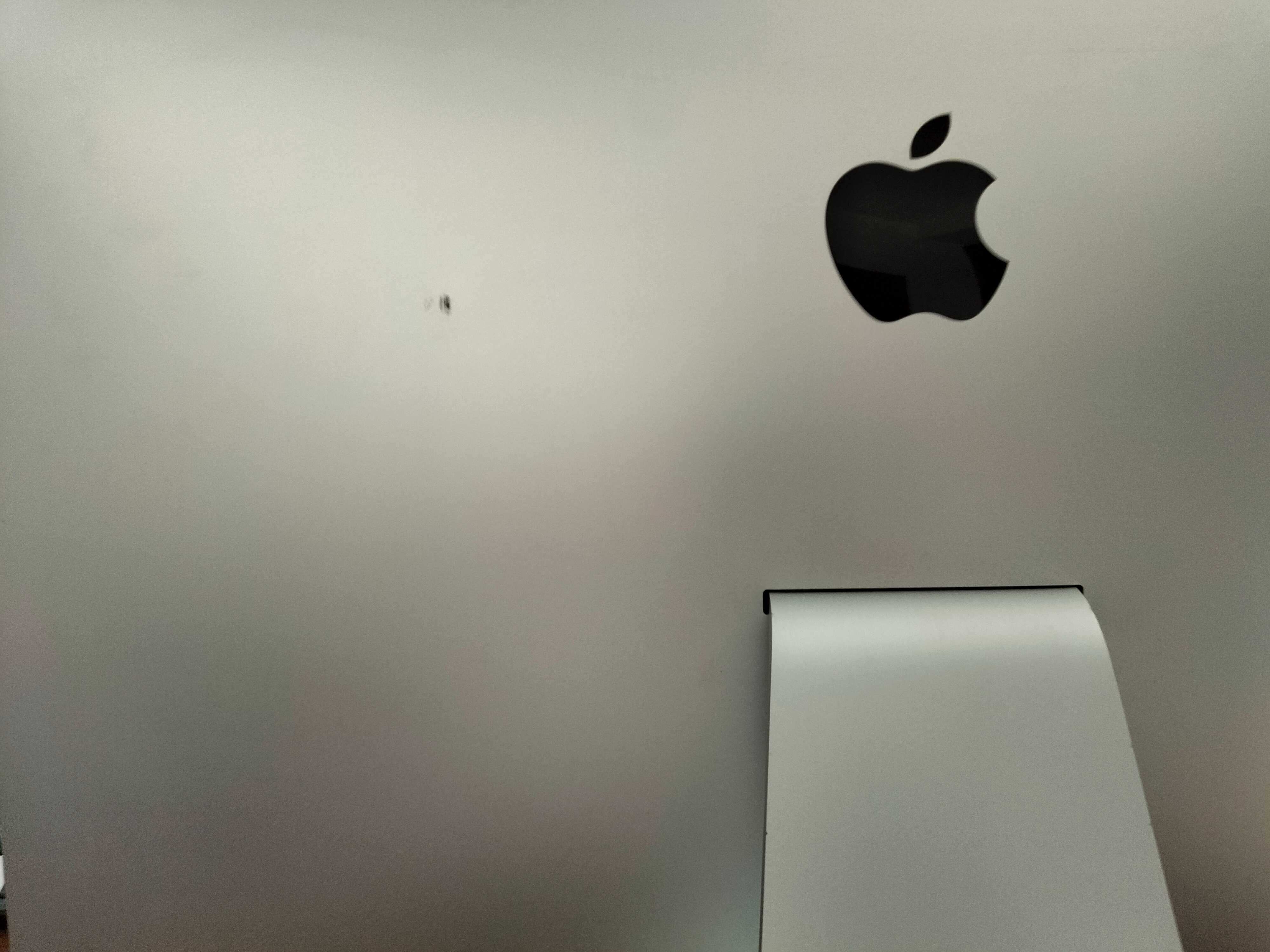 iMac 5K/27/5K 2019 8GB 570X