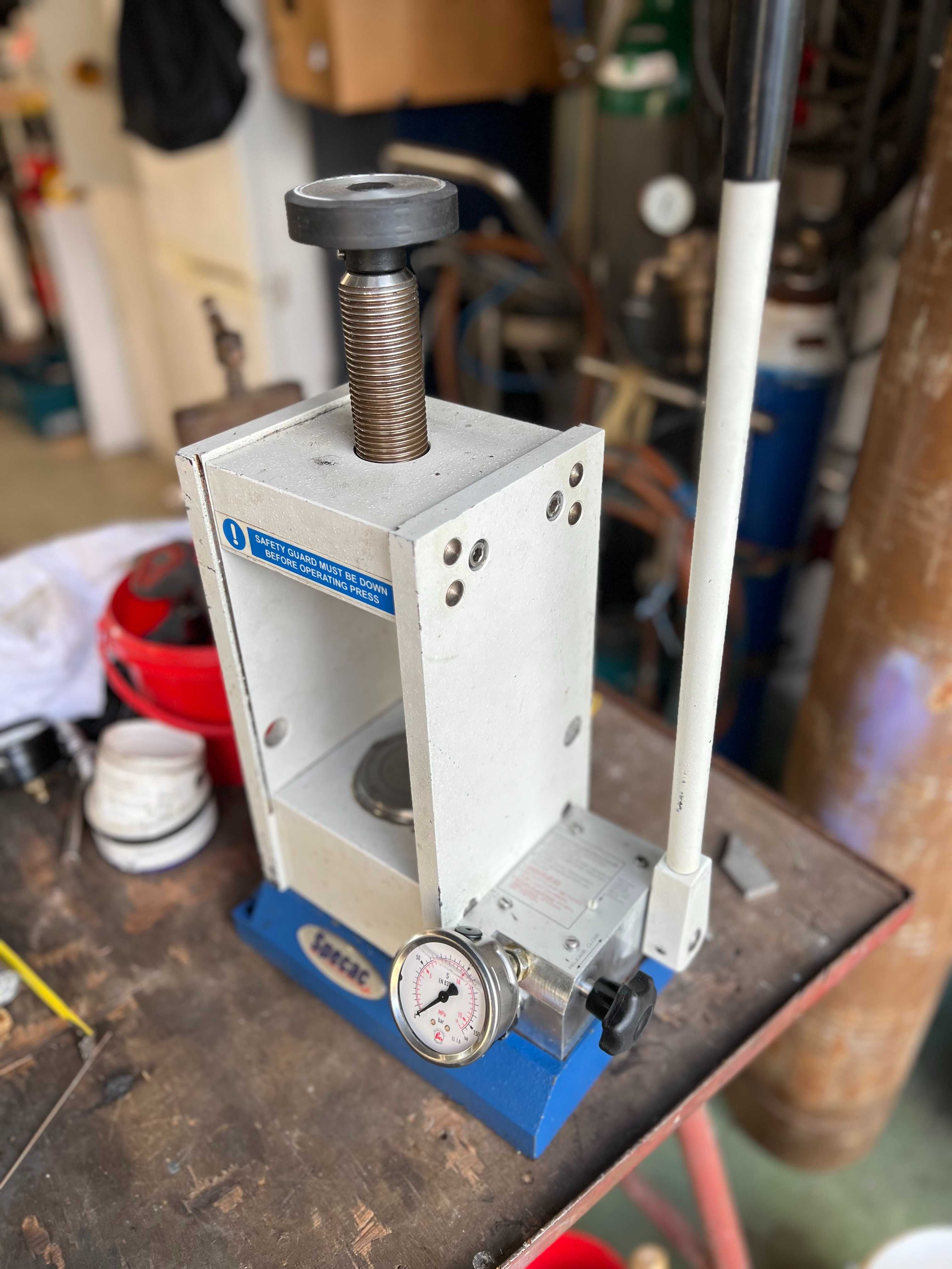 Prasa laboratoryjna 15T Specac