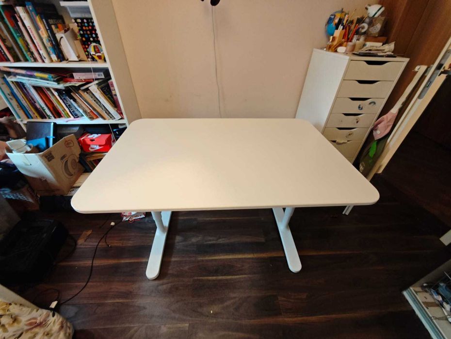 Białe Biurko ikea
