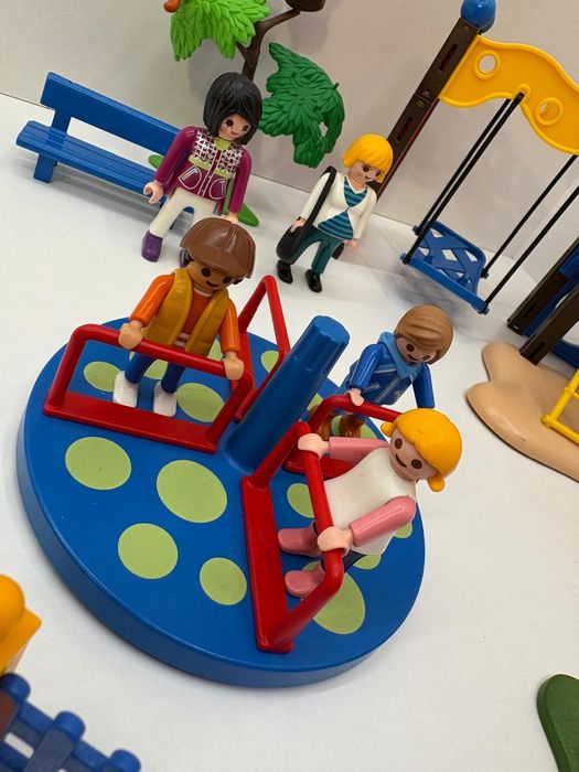Playmobil 5568 kolorowy plac zabaw
