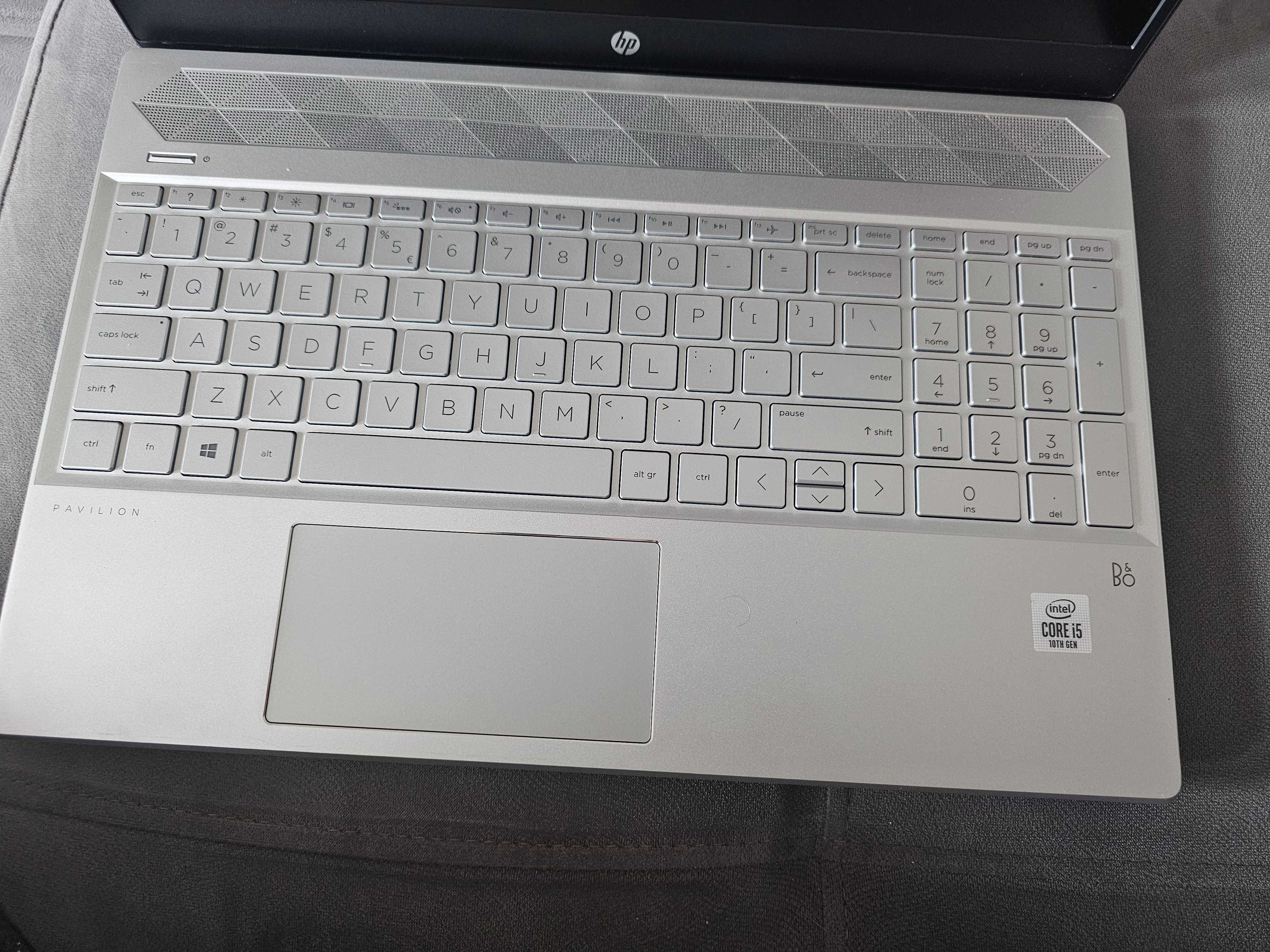 Hp pavilion 15" intel core i5