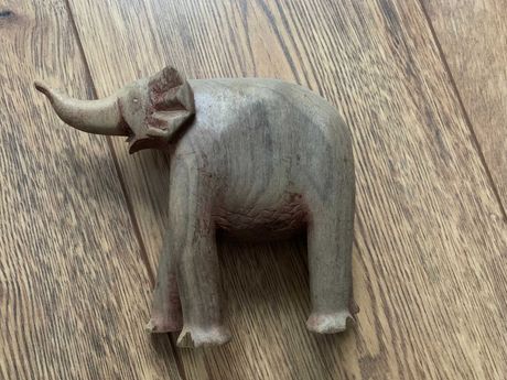 Słoń figurka drewniana